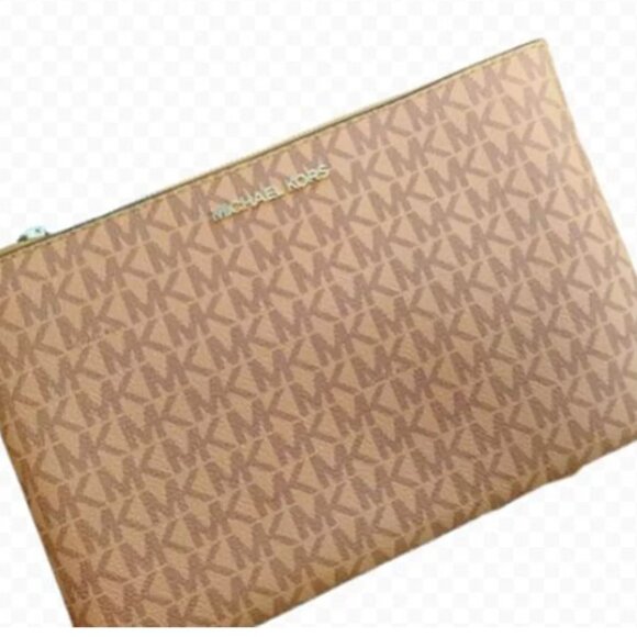 Michael Kors NWT Charlotte Large 3-in-1 Tote Crossbody Leather Handbag - Picture 3 of 10